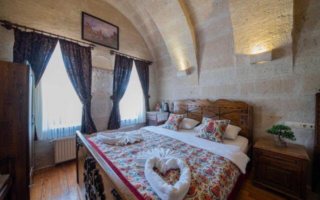 Safran Cave Hotel