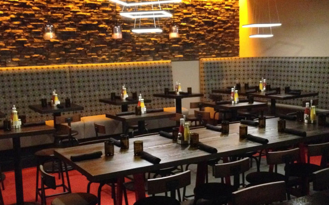 DoubleTree by Hilton St. Louis Airport