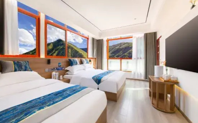 Yunyi Hotel