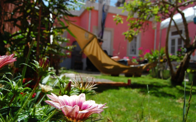 Alfama Patio Hostel