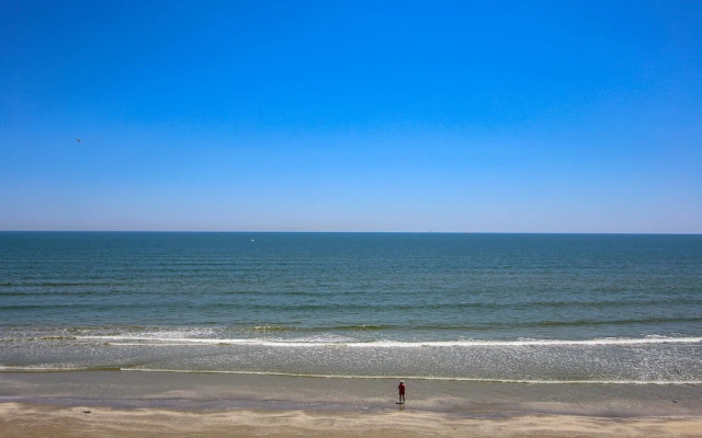 Seascape 2314 2 Bedroom Condo by RedAwning