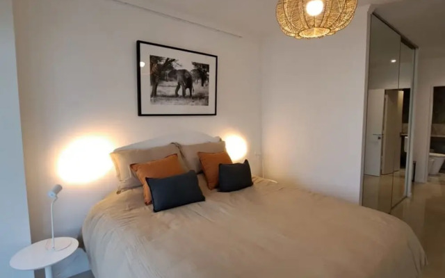 Recoleta Deco Premium 1BR in Buenos Aires