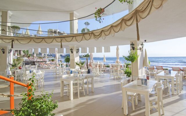 Ladies Beach Suit Otel