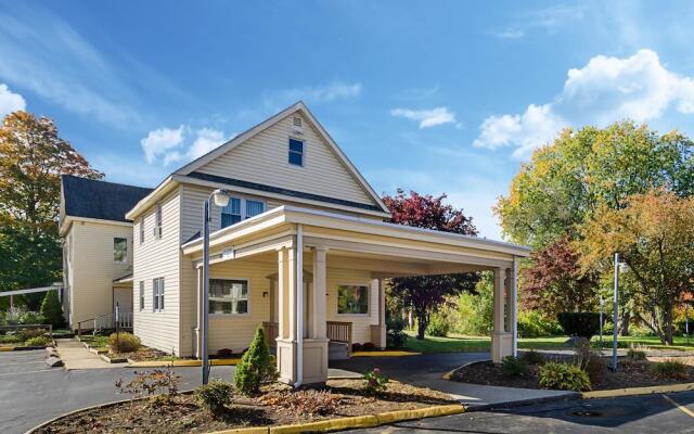 Econo Lodge Sturbridge
