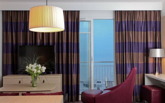 Spa Marin du Val André Thalasso Resort