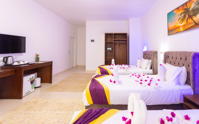 Canary Golden Hotel