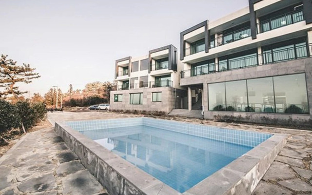 Jeju By the Hill Pension