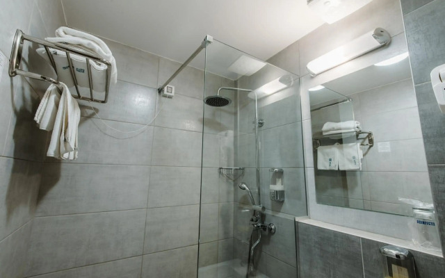 Hotel Nais