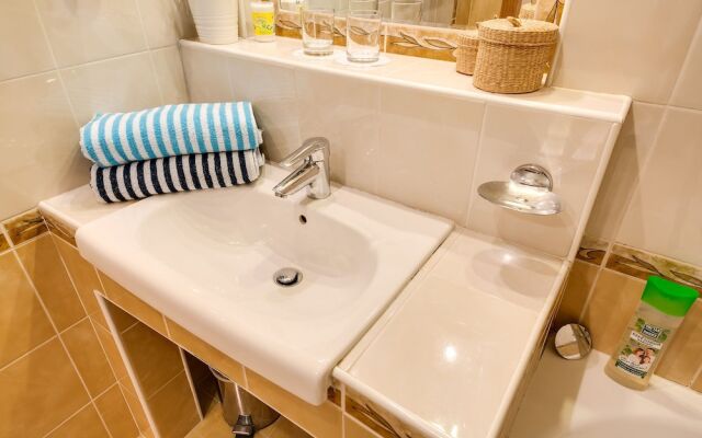 OREKHOVO APARTMENTS with two bedrooms near Tsaritsyno park