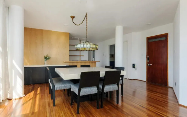 w Lovely 3BR w Fantastic Balcony in Condesa