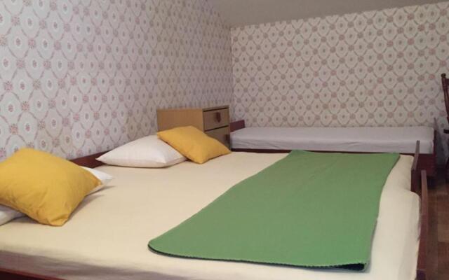 Big 4-bedroom apartment Perica, Podstrana