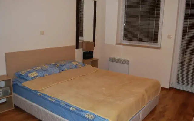 Studio 42 in Detelina Residense