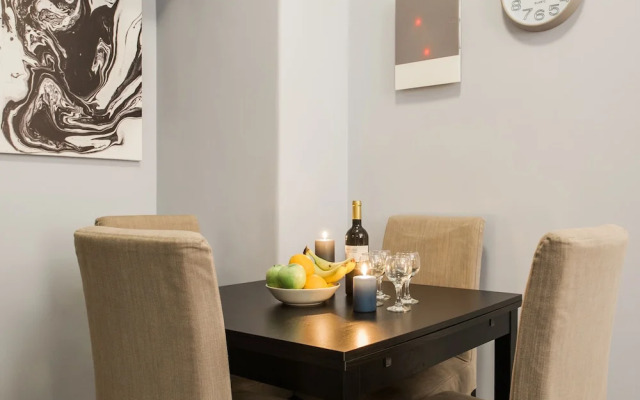 Kolonaki 2 Bedroom Apartment by Livin Urbban