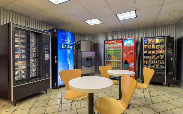Motel 6 Anaheim Maingate