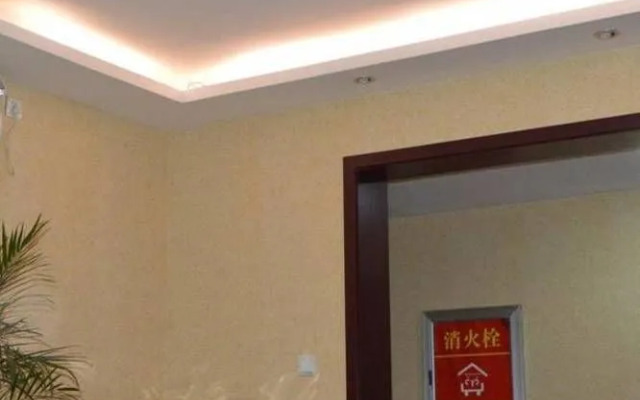 Jiangyan 996 Business Hotel