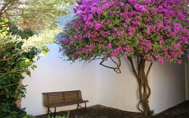 La Manuel Lobo Posada