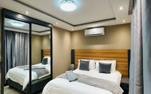 Ques Self Catering Apartments