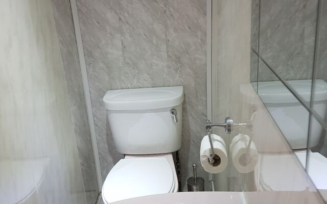 The New Royal Windsor Hotel