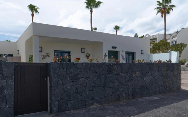 luxury casa playa roca bord de mer