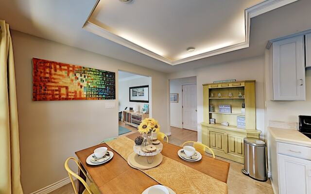 7085thav 2 Bedroom Home
