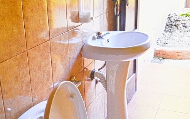 Hostal 4 Grados - Hostel