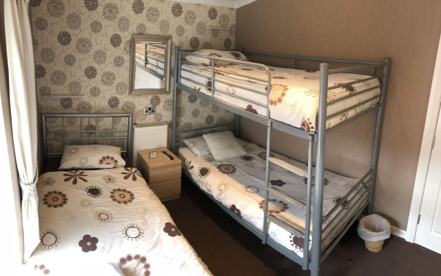 Empress Select Holiday Flats