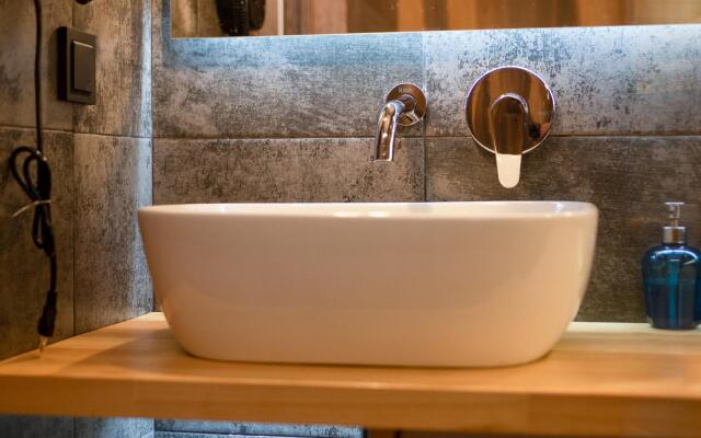 LetoApart (ЛетоАпарт) на проезде Голубые Дали 9