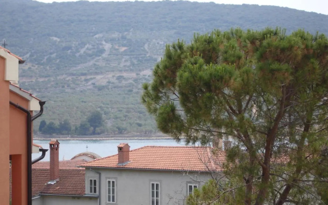 Apartment Grabar