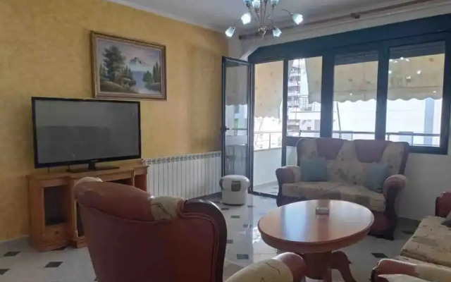 Spacious 2 Bedroom Apartment