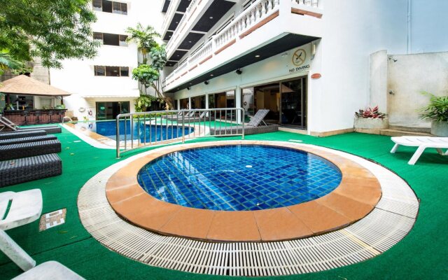Happy Holiday Resort and Apartments Patong Beach