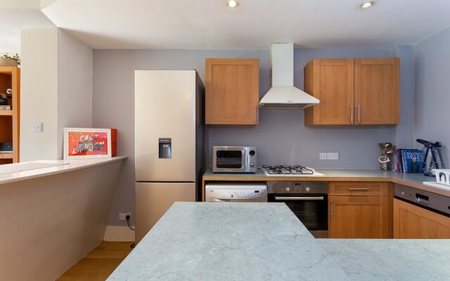 2 Bedroom Flat in Central Location, Shoreditch