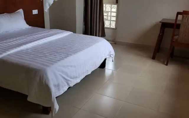 Rocy Hotel