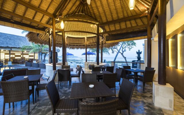 Lembongan Beach Club and Resort