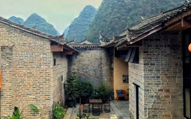 Yangshuo Ruihua Courtyard