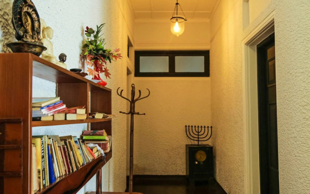 Castle Hill Bungalow