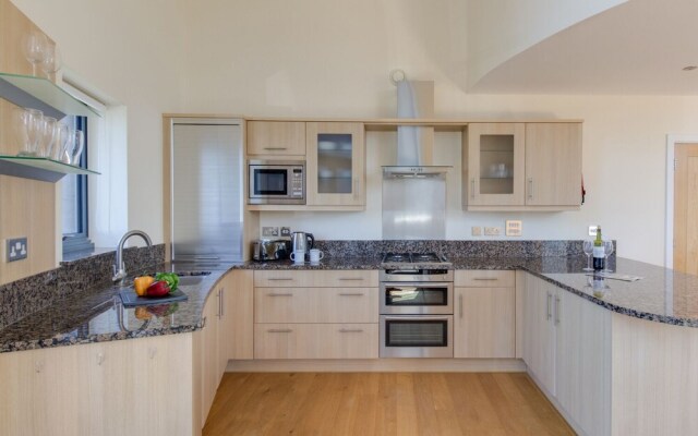 Westbay Penthouse