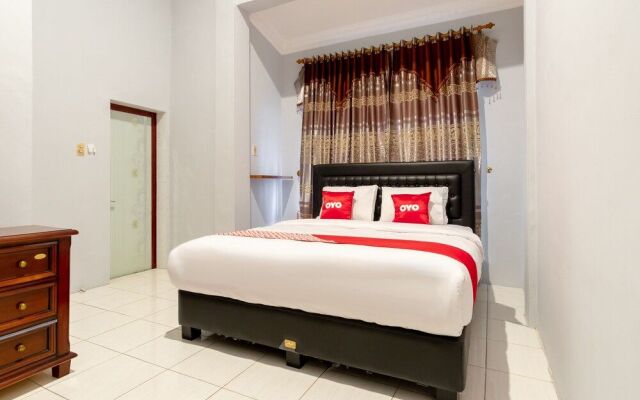 OYO 1632 1000 House Syariah