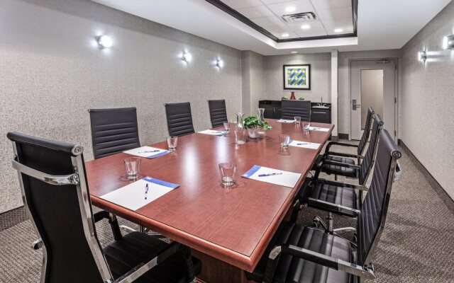 Holiday Inn Express & Suites Baton Rouge East by IHG