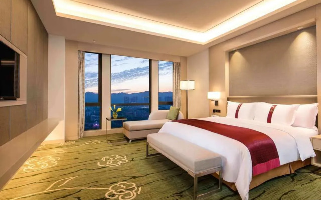 Holiday Inn Chongqing University Town
