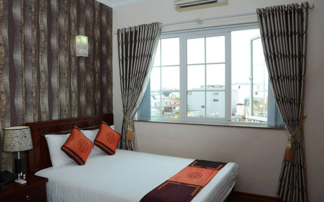 Phoenix Legend Hotel
