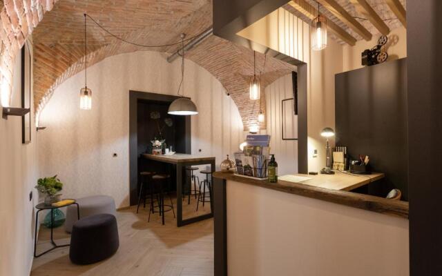Gentry11 Rooms And More