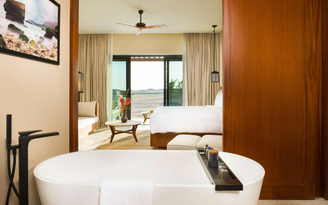 Alila Hinu Bay