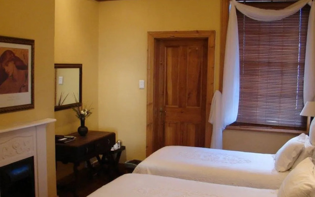 Shady Pines Guest House