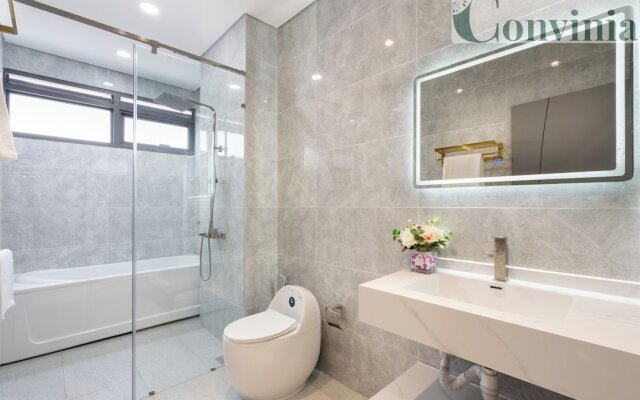 Convinia Luxury The Peak Midtown