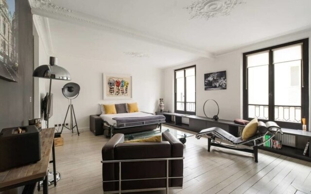 Amazing and Modern Flat for 6 in Le Marais