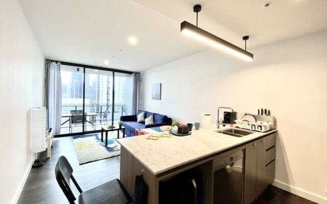 Airtrip Apartment on Manning St