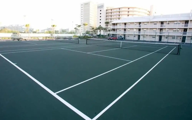 Seaside Beach & Racquet 3305