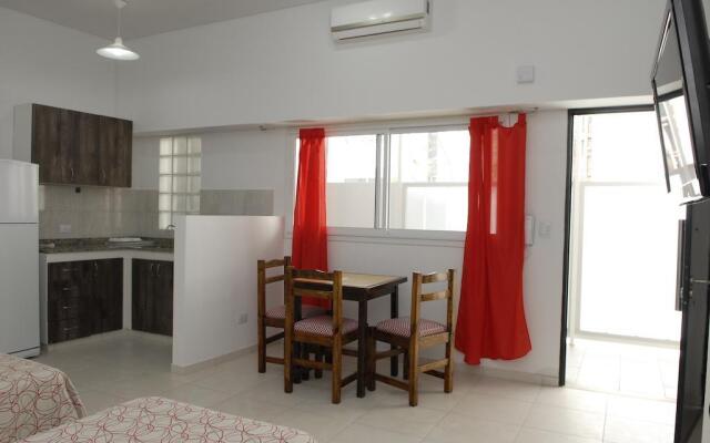 1225 Apartamentos