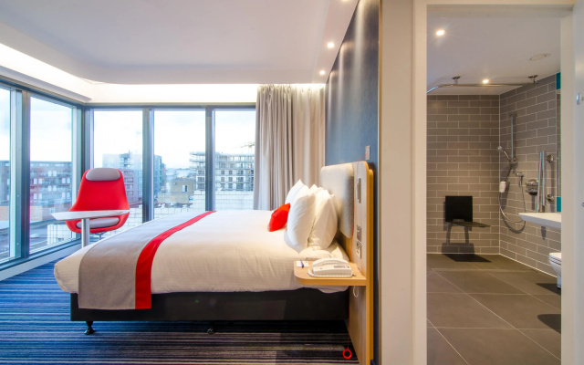 Holiday Inn Express London - Ealing by IHG