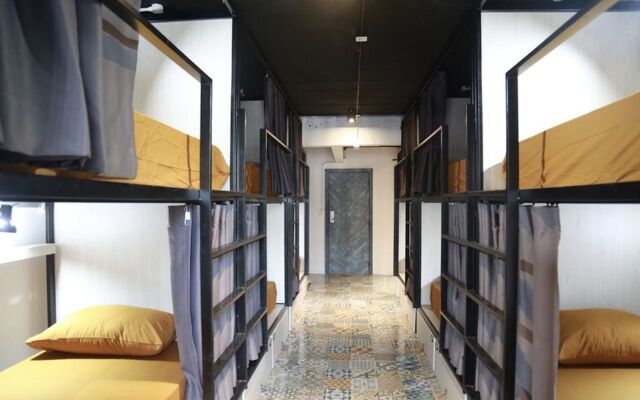 Ang Mor Lao Hotel